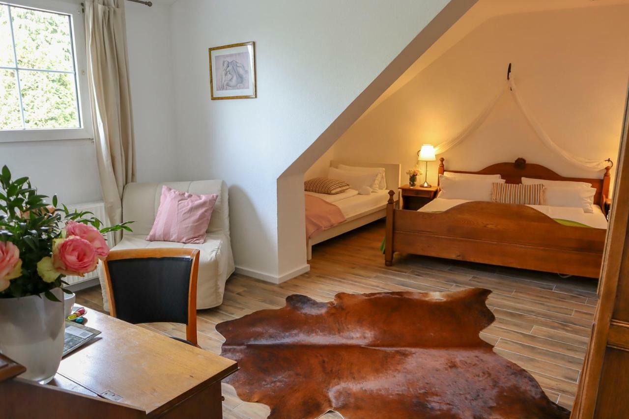 Hotel Gut Moschenhof Düsseldorf Eksteriør bilde